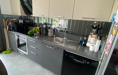 Bardakçı Yüzme Havuzlu Site de Manzaralı Satılık 2+1 Daire 