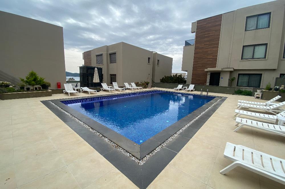Bardakçı Yüzme Havuzlu Site de Manzaralı Satılık 2+1 Daire 