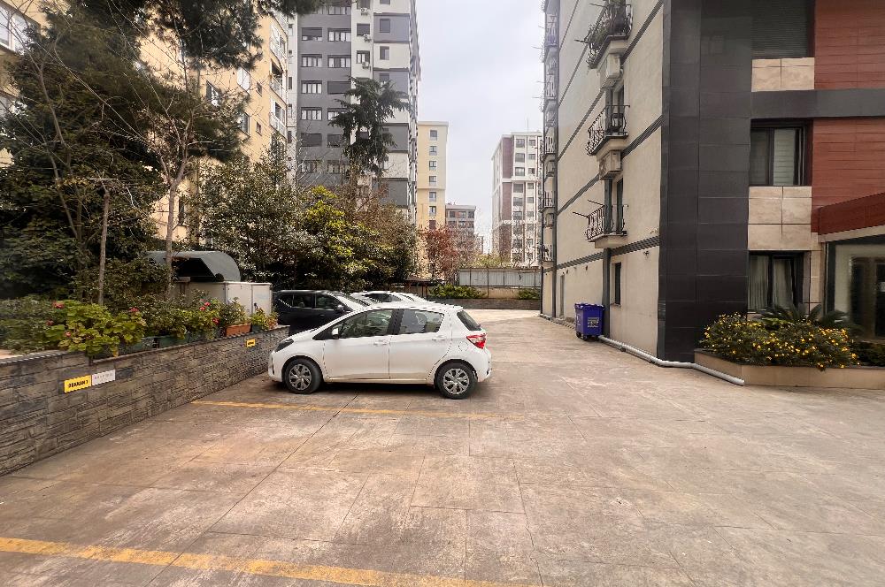 GÖZTEPE İSTASYON CADDESİNDE SATILIK 3+1 DAİRE