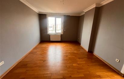 GÖZTEPE İSTASYON CADDESİNDE SATILIK 3+1 DAİRE