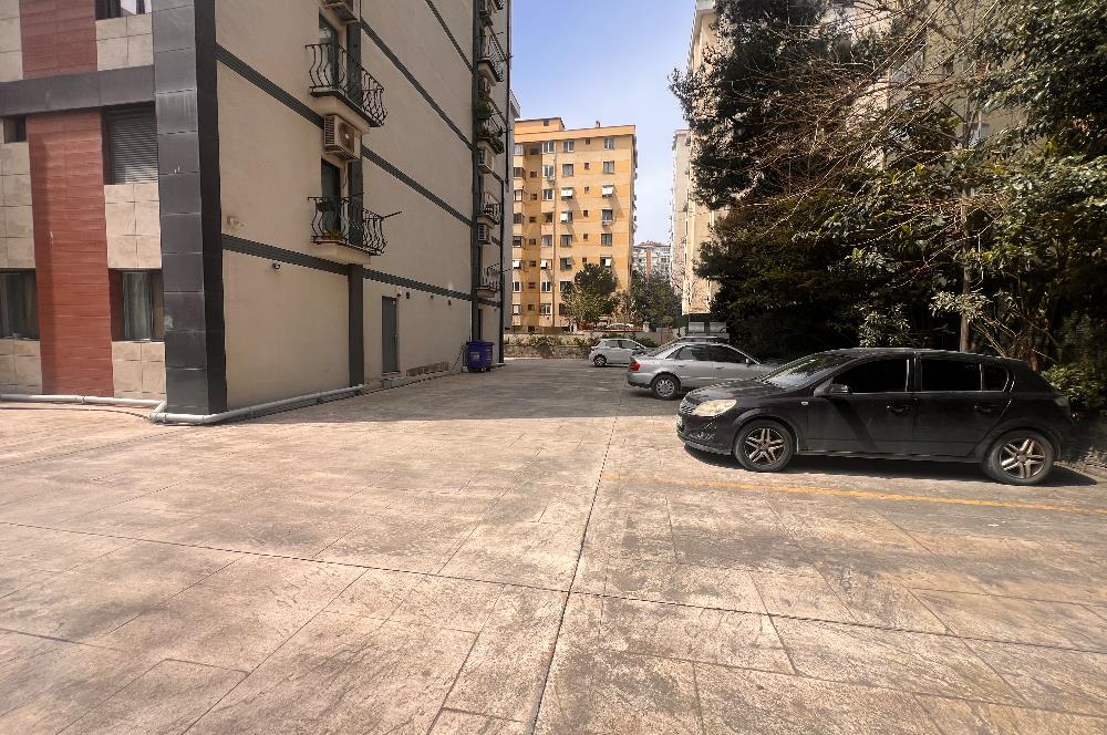 GÖZTEPE İSTASYON CADDESİNDE SATILIK 3+1 DAİRE