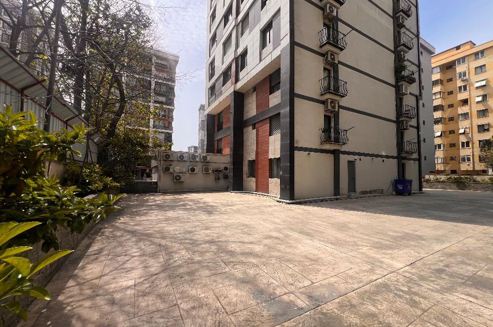 GÖZTEPE İSTASYON CADDESİNDE SATILIK 3+1 DAİRE