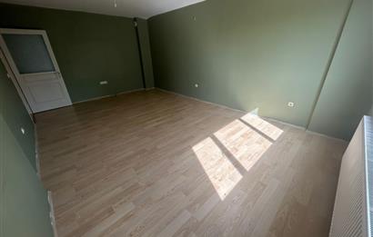 CENTURY 21 BAL'DAN TOKİ YENİMAH.'DE ARA KAT,KİRALIK 3+1