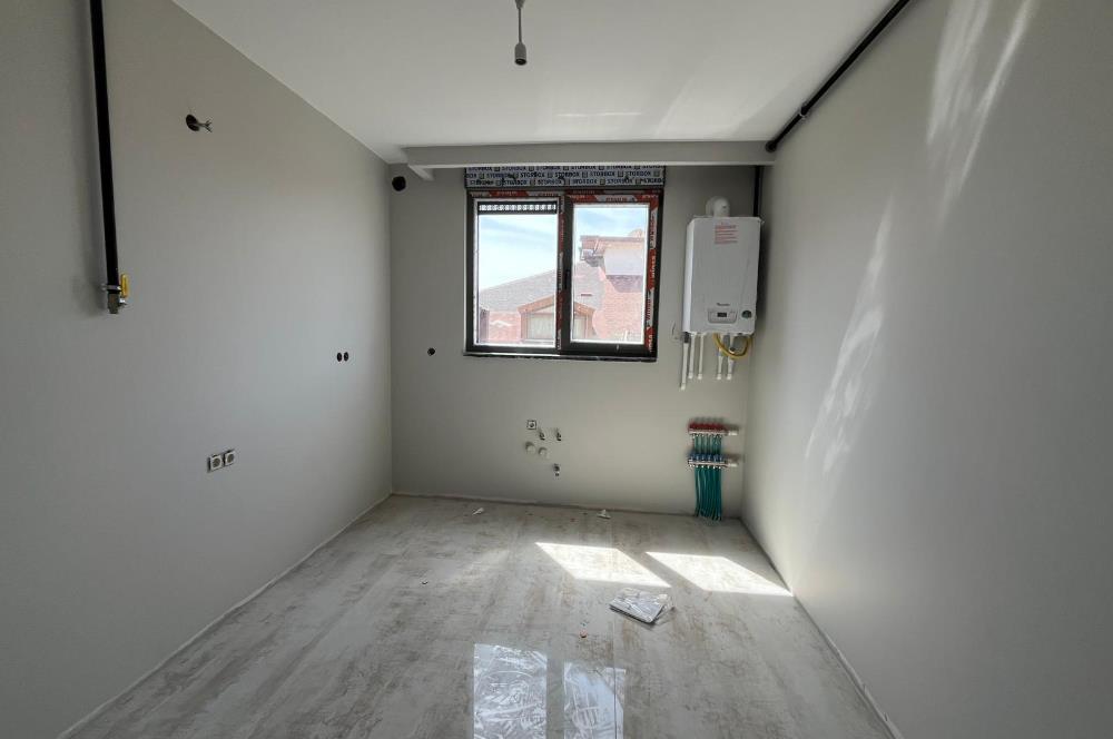 ÇINAR'DA AYRI MUTFAKLI,KÖŞE 3.KAT LÜX 2+1