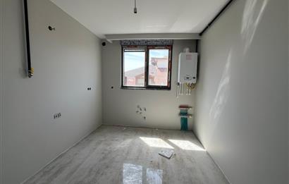 ÇINAR'DA AYRI MUTFAKLI,KÖŞE 3.KAT LÜX 2+1