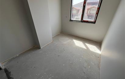 ÇINAR'DA AYRI MUTFAKLI,KÖŞE 3.KAT LÜX 2+1