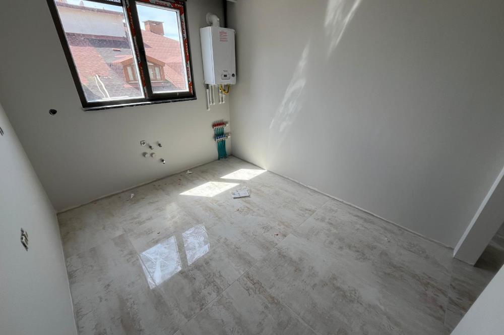 ÇINAR'DA AYRI MUTFAKLI,KÖŞE 3.KAT LÜX 2+1