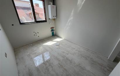 ÇINAR'DA AYRI MUTFAKLI,KÖŞE 3.KAT LÜX 2+1