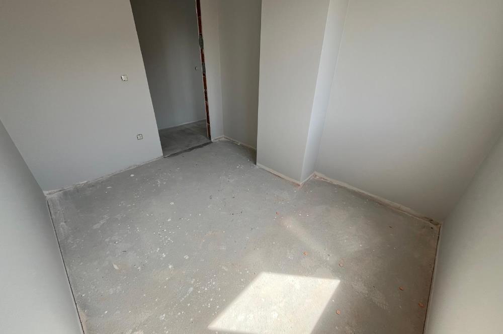 ÇINAR'DA AYRI MUTFAKLI,KÖŞE 3.KAT LÜX 2+1