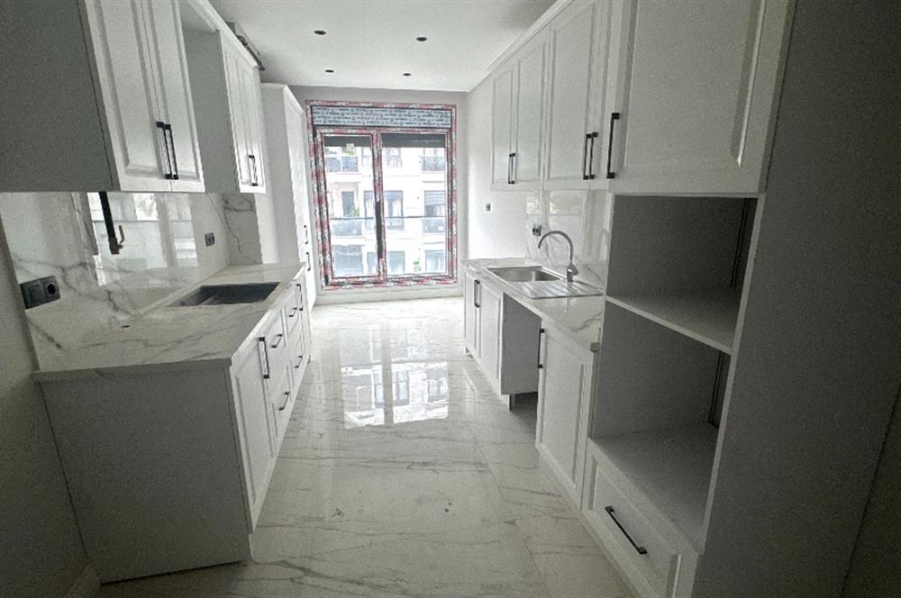 Pendik Batı Mahallesi Martı Sitesi Luxury Satılık 3+1 Daire