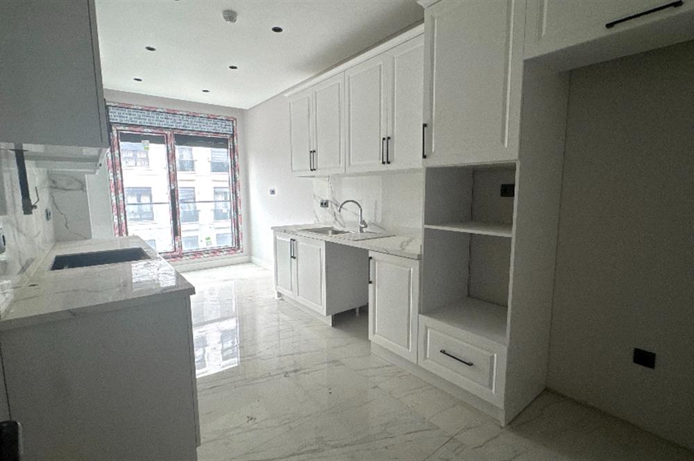 Pendik Batı Mahallesi Martı Sitesi Luxury Satılık 3+1 Daire