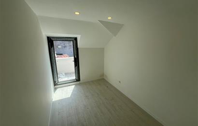 Beşiktaş Merkezde Tüm Sosyal Olanaklara Komşu 4+1 Çatı Dubleksi