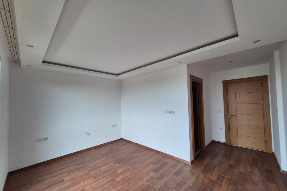 3+1 Panoramik Deniz Manzaralı, Havuz Cepheli Bahçe Dubleksi