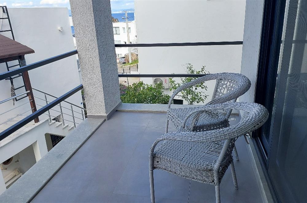Bodrum-Türkbükü kısmi deniz manzaralı eşyalı kiralık daireler