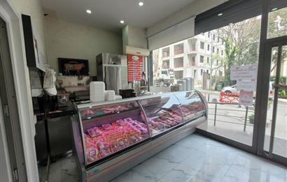 KADIKÖY GÖZTEPE MAH. MERKEZİ KONUMDA KİRACILI SATILIK DÜKKAN