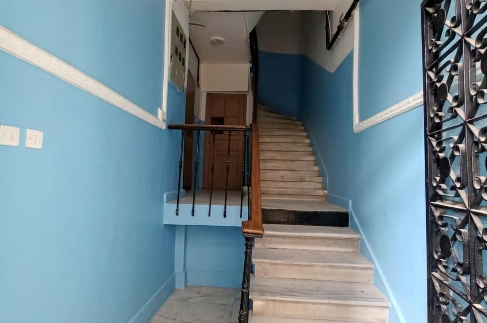 Beyoğlu'nun Kalbinde Airbnbye Uygun Satılık Komple Bina!