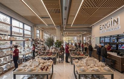 Balıkesir'de Ticaretin Merkezinde 46Mt Cepheli,Prestijli Kiralık