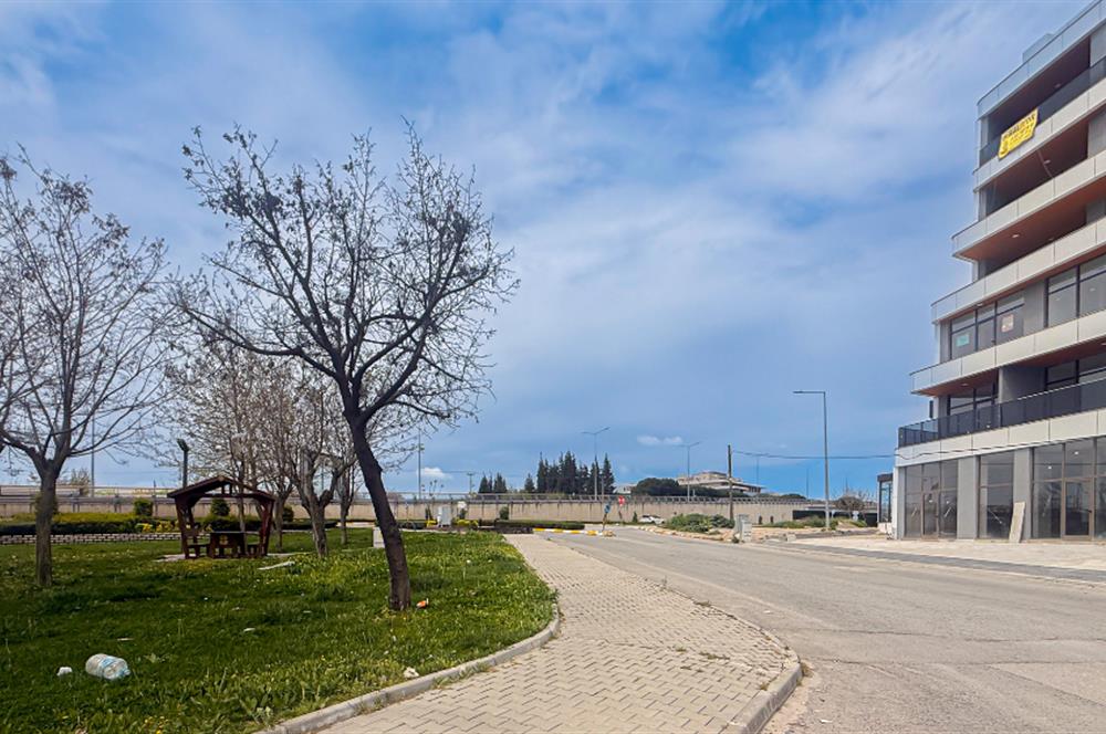 Balıkesir'de Ticaretin Merkezinde 46Mt Cepheli,Prestijli Kiralık