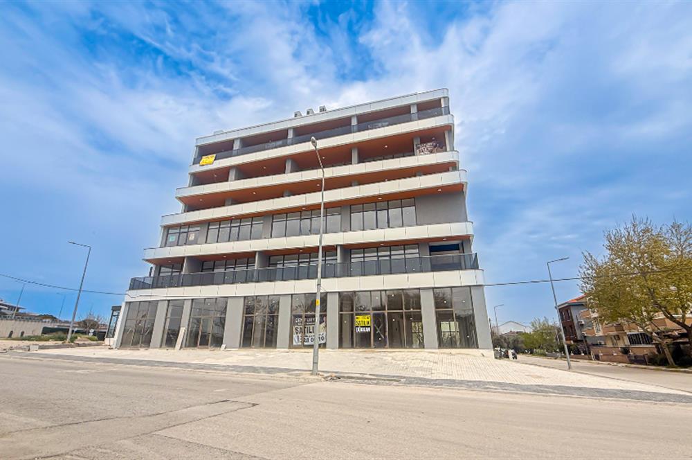Balıkesir'de Ticaretin Merkezinde 46Mt Cepheli,Prestijli Kiralık