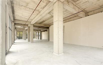 Balıkesir'de Ticaretin Merkezinde 46Mt Cepheli,Prestijli Kiralık