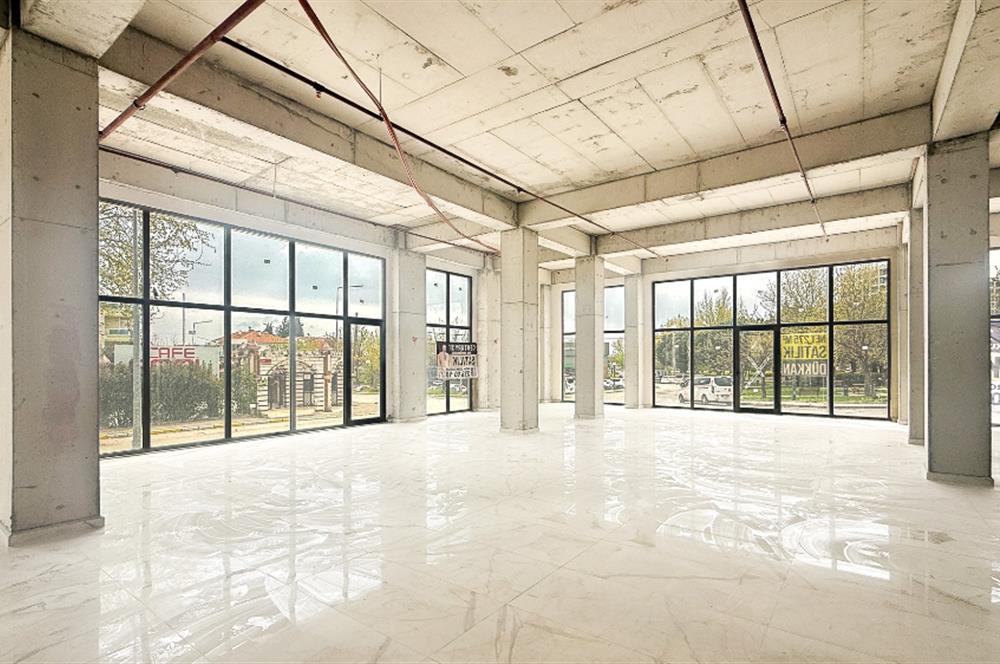 Balıkesir'de Ticaretin Merkezinde 46Mt Cepheli,Prestijli Kiralık