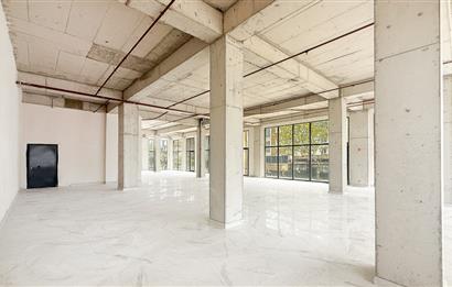 Balıkesir'de Ticaretin Merkezinde 46Mt Cepheli,Prestijli Kiralık