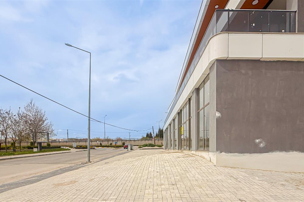 Balıkesir'de Ticaretin Merkezinde 46Mt Cepheli,Prestijli Kiralık