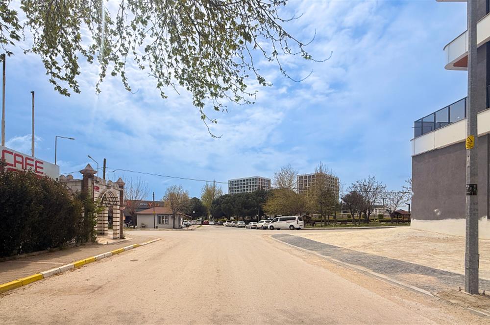 Balıkesir'de Ticaretin Merkezinde 46Mt Cepheli,Prestijli Kiralık