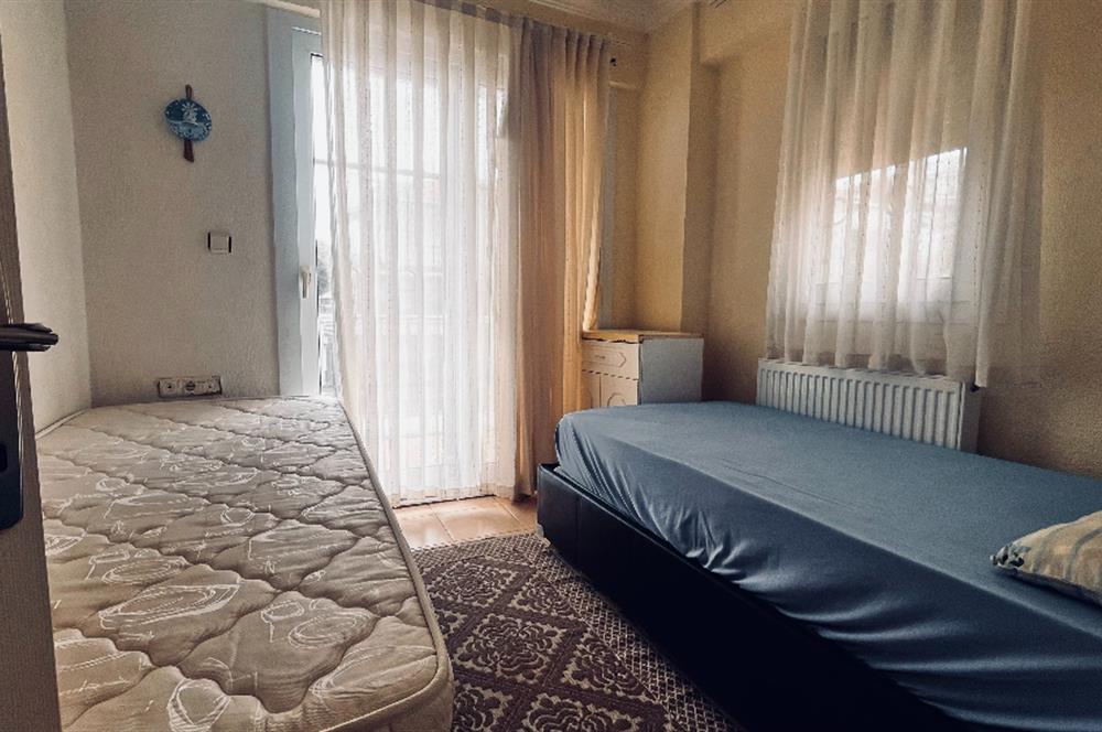 Yeni Foça Petra Koyu'nda Deniz Manzaralı Kiralık 3+1 Villa