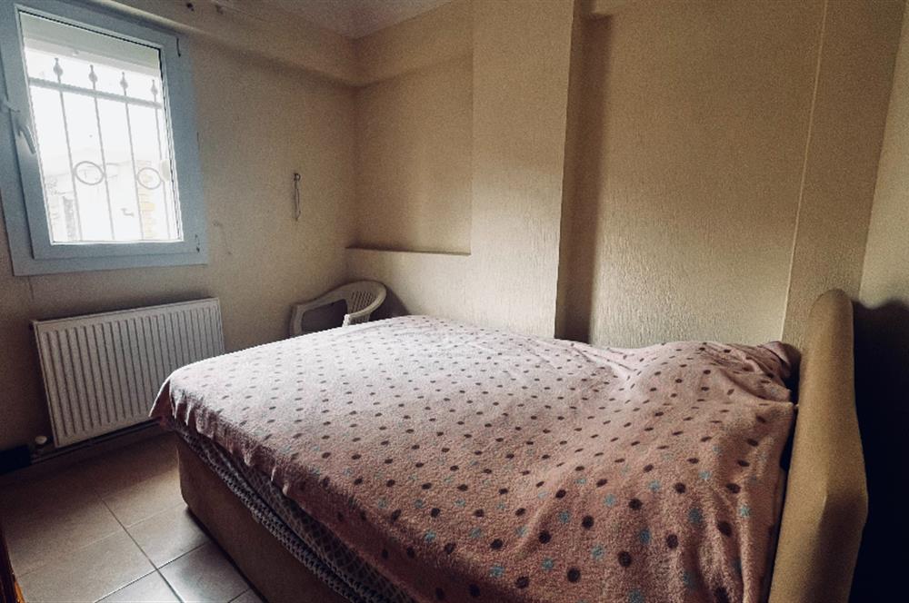 Yeni Foça Petra Koyu'nda Deniz Manzaralı Kiralık 3+1 Villa