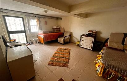 Yeni Foça Petra Koyu'nda Deniz Manzaralı Kiralık 3+1 Villa
