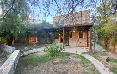 Yalıkavak Gökçebelde Satılık 19. Yüzyıl Orijinal Taş Mimarisine Sahip Müstakil Taş Villa ve Arsaları