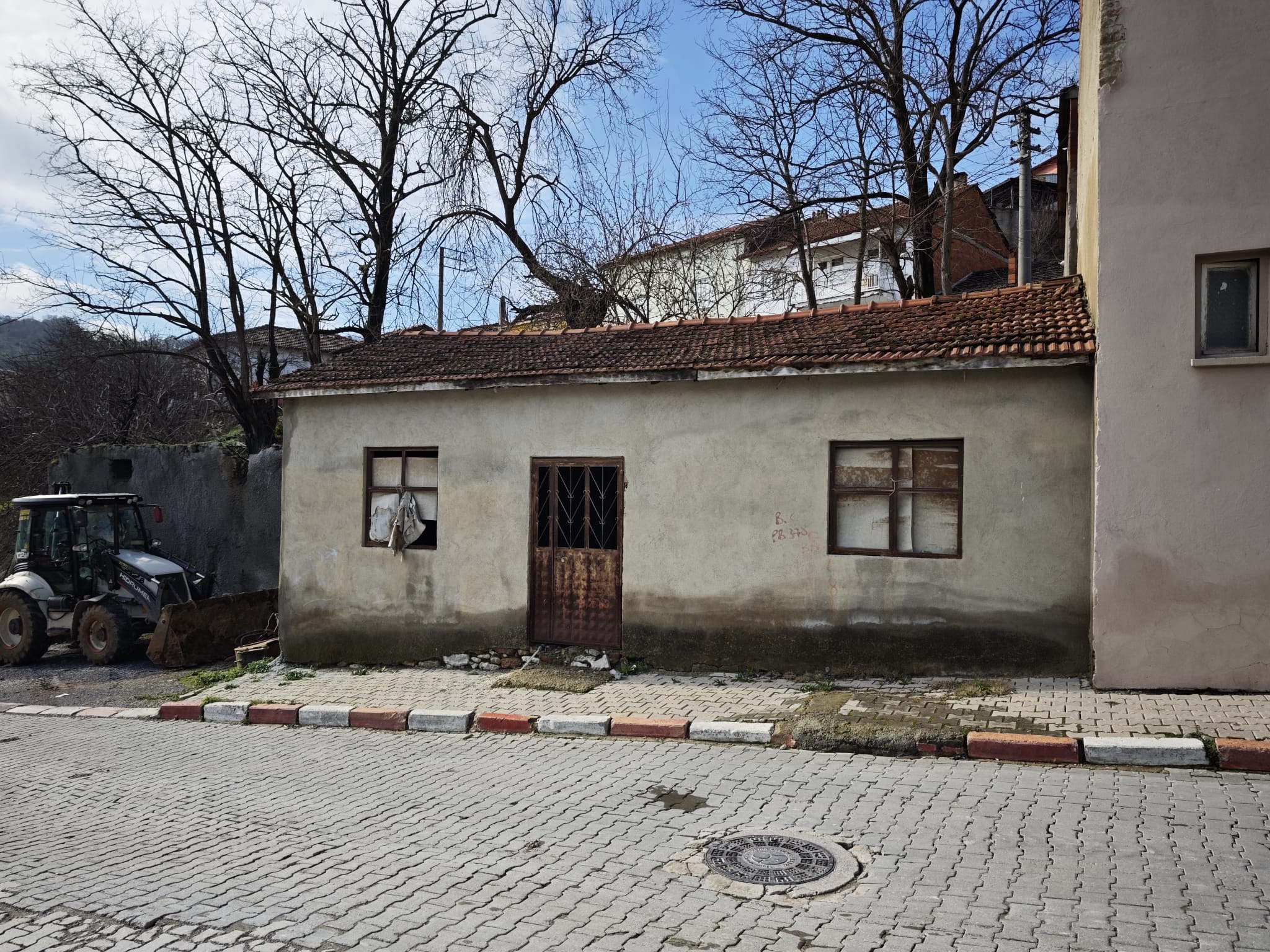 CENTRUY 21 BAL'DAN  BALYA ENVERPAŞA MAHALLESİ SATILIK AHIR VE ARSA