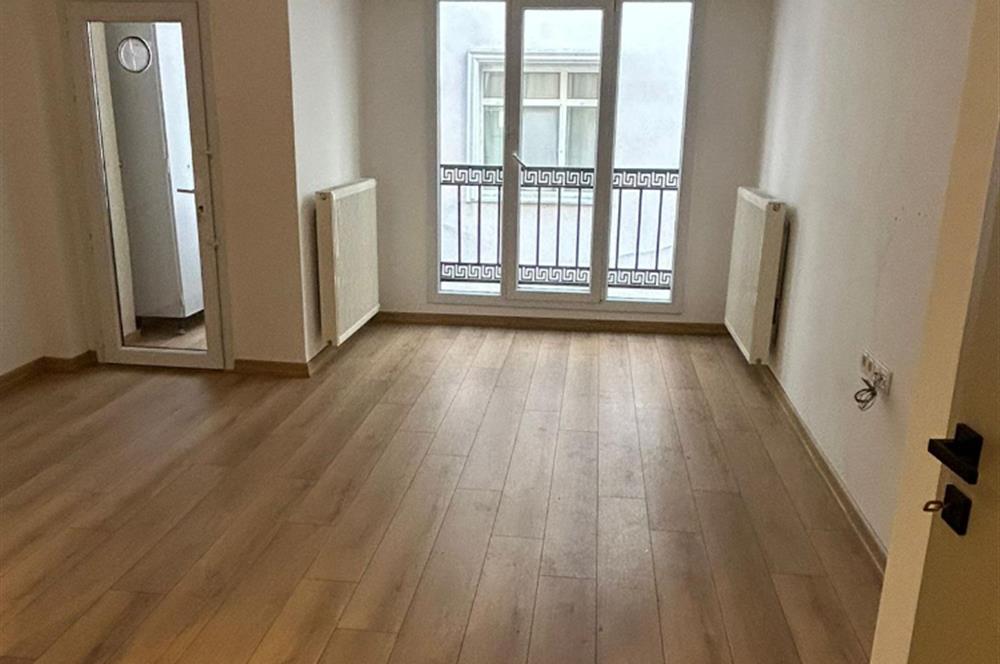 C21 NEXAR'DAN YEŞİLOVADA METROBÜSE YAKIN KREDİYE UYGUN 2+1DAİRE