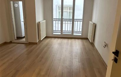 C21 NEXAR'DAN YEŞİLOVADA METROBÜSE YAKIN KREDİYE UYGUN 2+1DAİRE