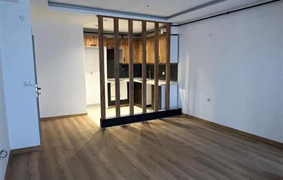 C21 NEXAR'DAN YEŞİLOVADA METROBÜSE YAKIN KREDİYE UYGUN 2+1DAİRE