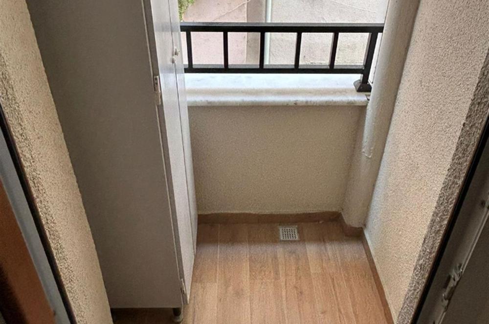 C21 NEXAR'DAN YEŞİLOVADA METROBÜSE YAKIN KREDİYE UYGUN 2+1DAİRE