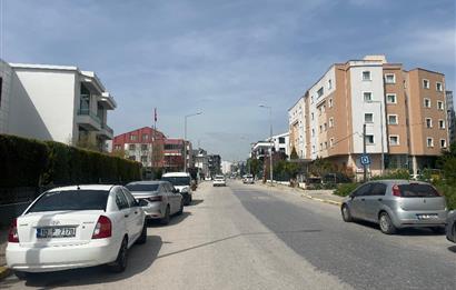 PLEVNE MAH ÖĞRETMEN EVİ KARŞISI SATILIK ARA KAT EŞYALI 1+1 DAİRE