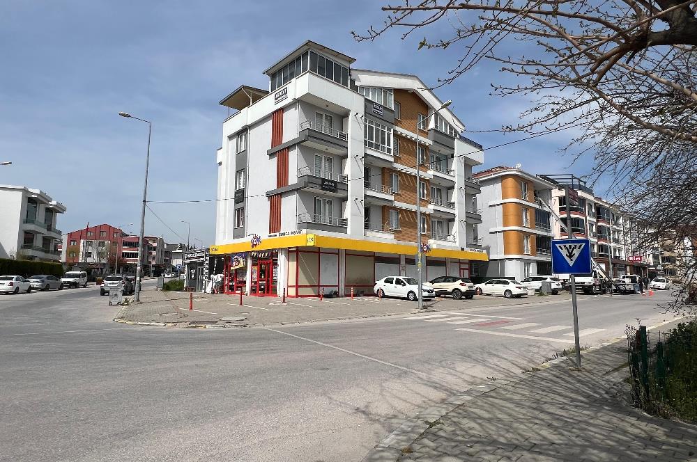 PLEVNE MAH ÖĞRETMEN EVİ KARŞISI SATILIK ARA KAT EŞYALI 1+1 DAİRE