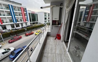 PLEVNE MAH ÖĞRETMEN EVİ KARŞISI SATILIK ARA KAT EŞYALI 1+1 DAİRE