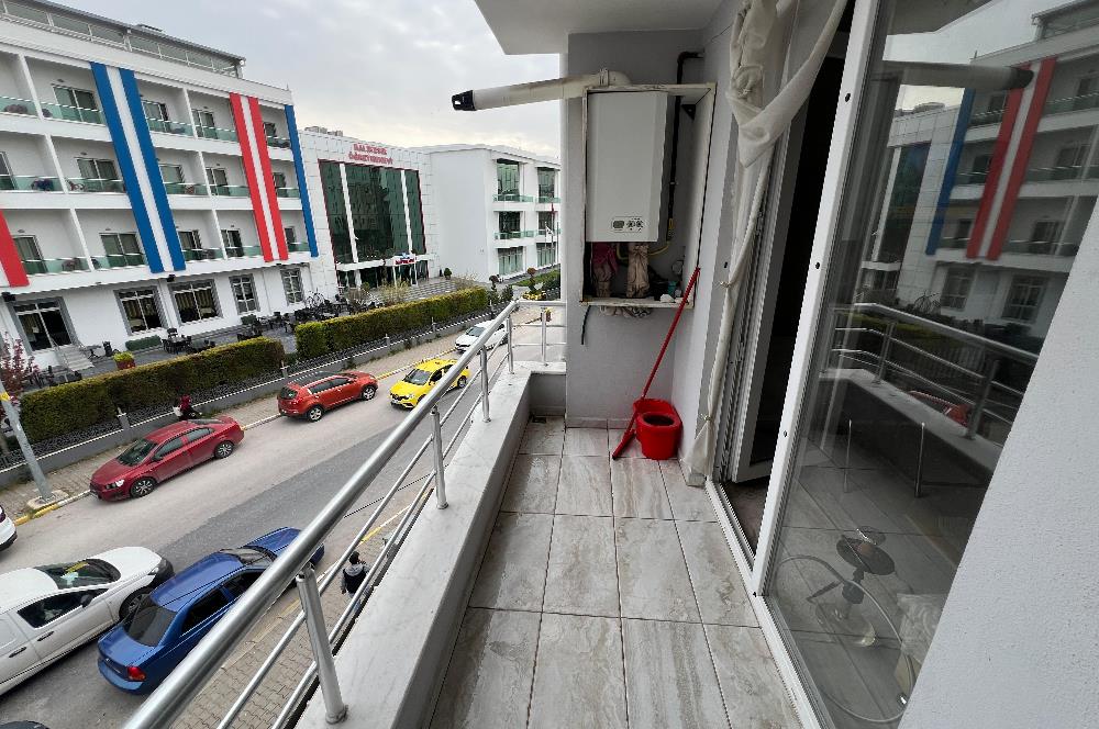 PLEVNE MAH ÖĞRETMEN EVİ KARŞISI SATILIK ARA KAT EŞYALI 1+1 DAİRE