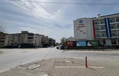 PLEVNE MAH ÖĞRETMEN EVİ KARŞISI SATILIK ARA KAT EŞYALI 1+1 DAİRE