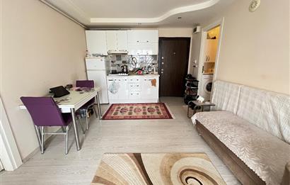 PLEVNE MAH ÖĞRETMEN EVİ KARŞISI SATILIK ARA KAT EŞYALI 1+1 DAİRE