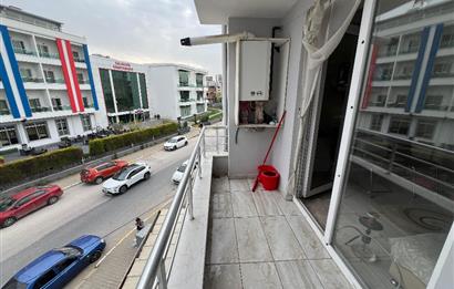 PLEVNE MAH ÖĞRETMEN EVİ KARŞISI SATILIK ARA KAT EŞYALI 1+1 DAİRE