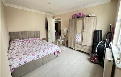 PLEVNE MAH ÖĞRETMEN EVİ KARŞISI SATILIK ARA KAT EŞYALI 1+1 DAİRE