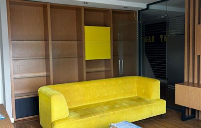 MAHALL ANKARA'DA PRESTİJLİ LOKASYONDA EŞYALI OFİS