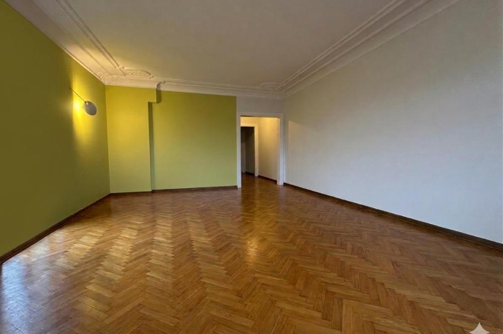 TEŞVİKİYE'DE KİRALIK 2+1 DAİRE