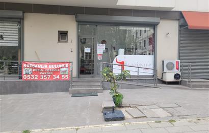 KADIKÖY GÖZTEPE MAH. MERKEZİ KONUMDA KİRACILI SATILIK DÜKKAN