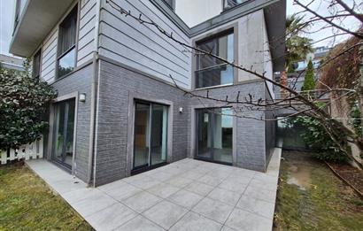 3+1 Panoramik Deniz Manzaralı, Havuz Cepheli Bahçe Dubleksi