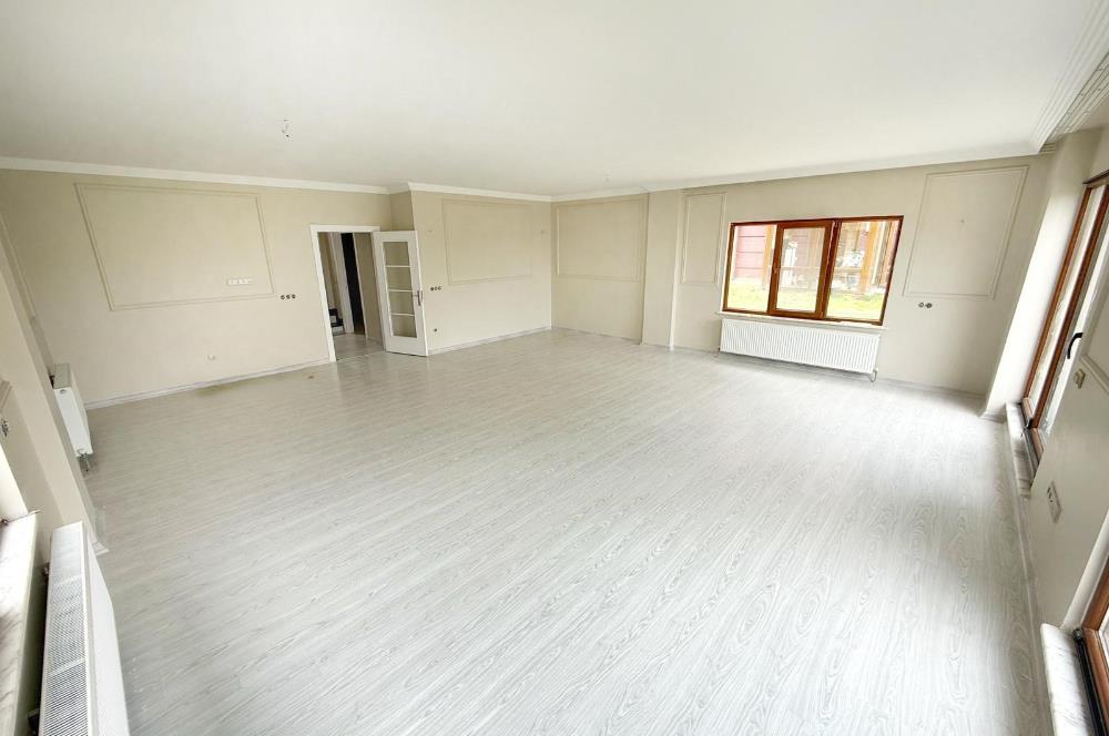 Zekeriyaköy'de Kiralık Tam Müstakil Villa